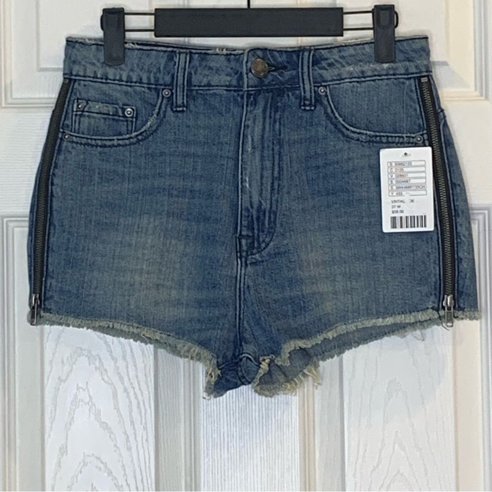 BDG Super High Rise Cheeky Jean Shorts Size Zippers Size 27W